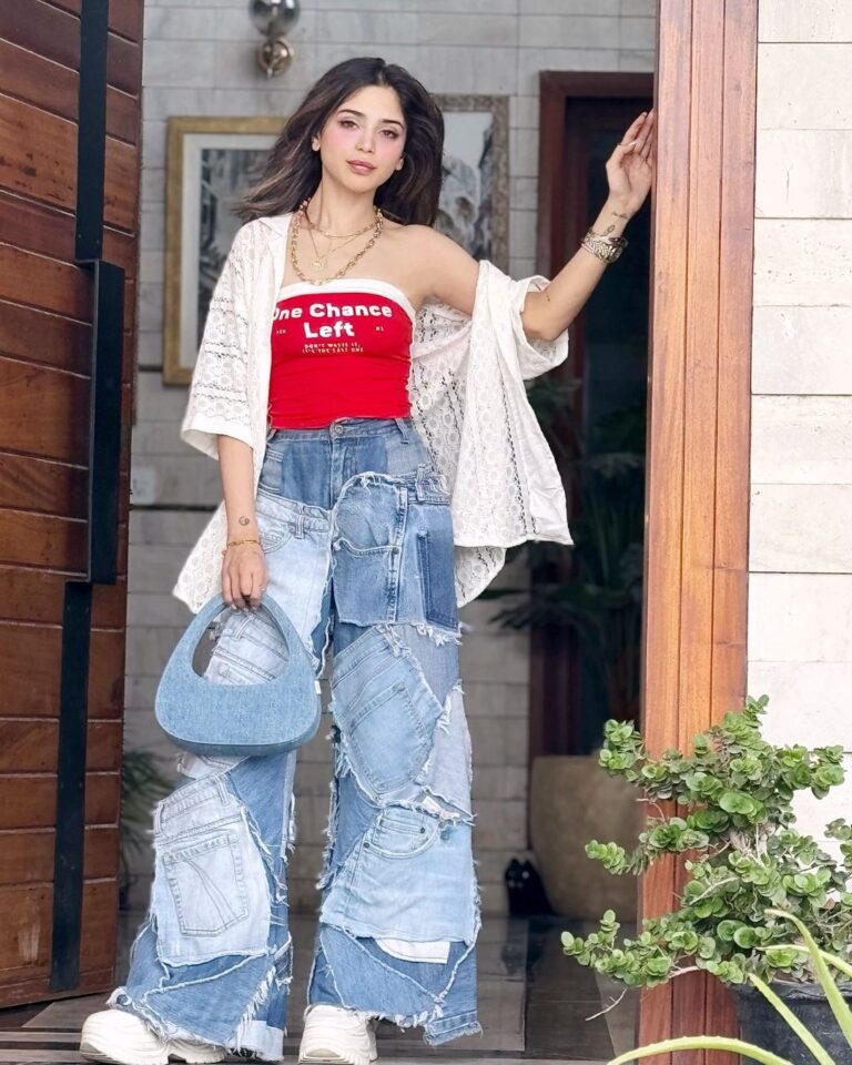 Aima Baig Returns to Instagram with Stunning Photos