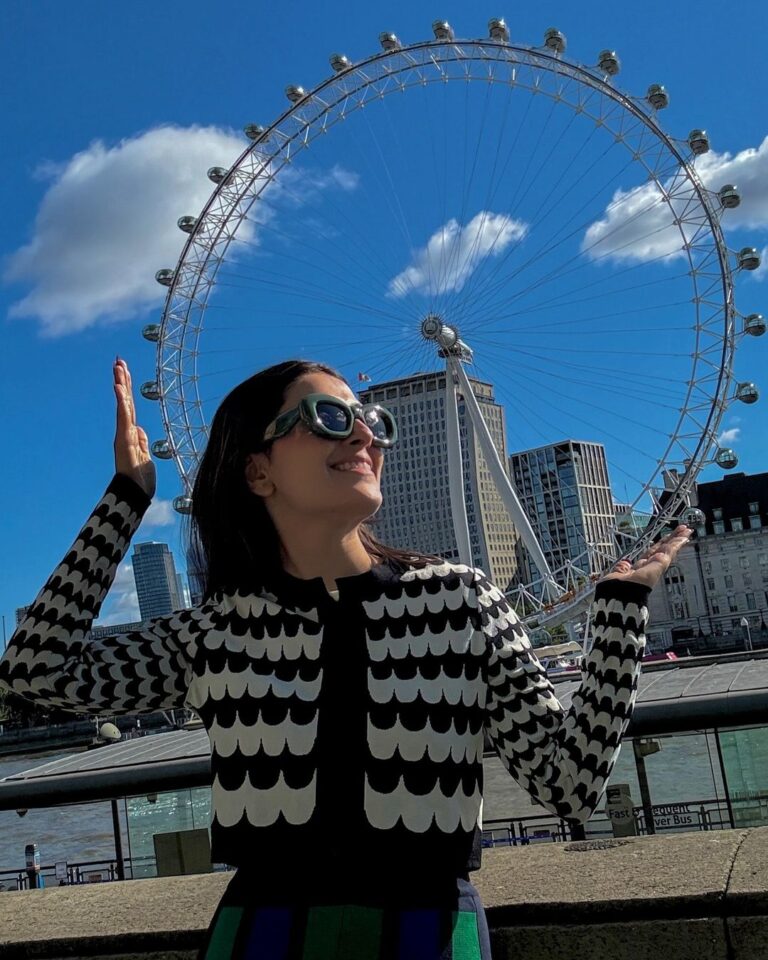 Aiza Khan Shines in London Aiza Khan Shines in London
