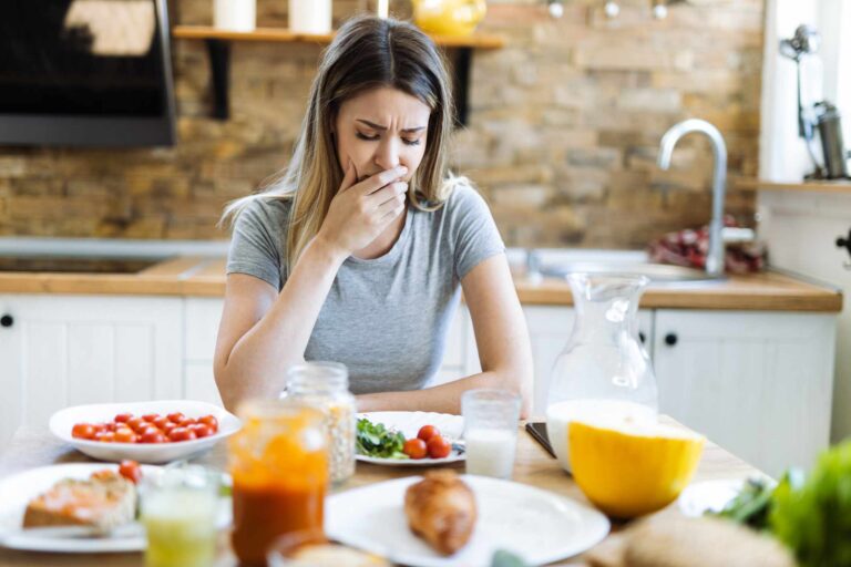 What Happens to Your Body If You Eat When You're Not Hungry?