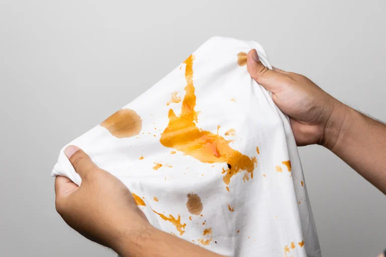 How to Remove Tough Stains on Clothes