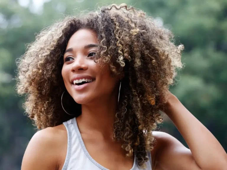 Curly hair