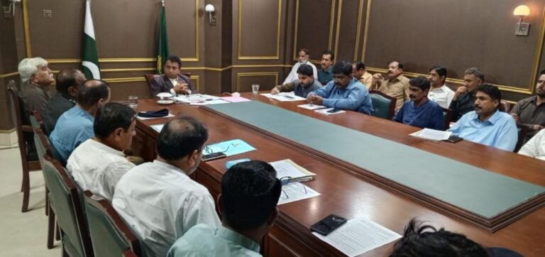 DC Dadu Chairs Meeting to Address Public Issues, Enhance City Facilities
