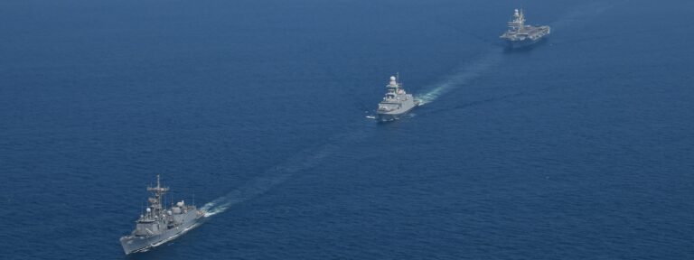 Italian Ships Conduct Exercise With Pakistan Navy