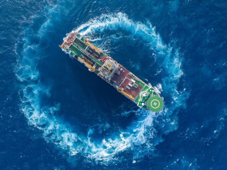China's first deep-ocean drilling vessel commissioned