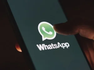 WhatsApp Working on Key Camera Feature