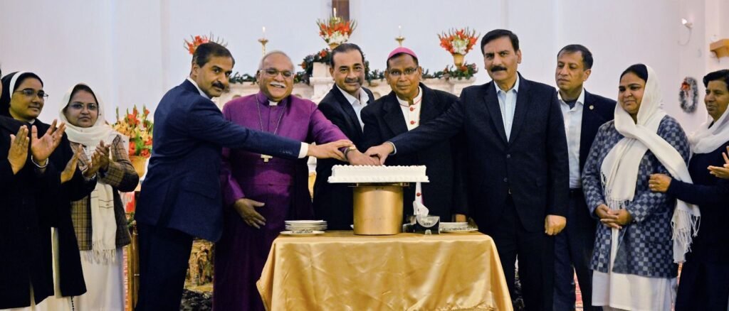 COAS General Asim Munir Celebrates Christmas with Christian Community, Highlights Inclusivity and Quaid’s Vision