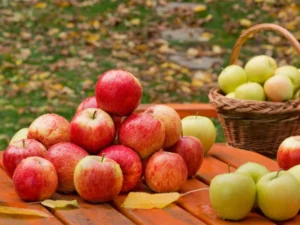 How Beneficial is Eating Four Apples a Week