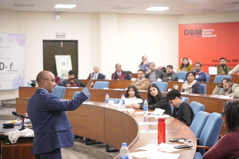 School of Management (SoM) -FCCU hosted an experiential