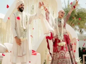 Bald Bride’s Confidence Wins Hearts Online