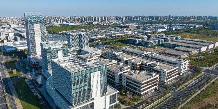 Booming ‘China travel’ mirrors charm of China’s opening up