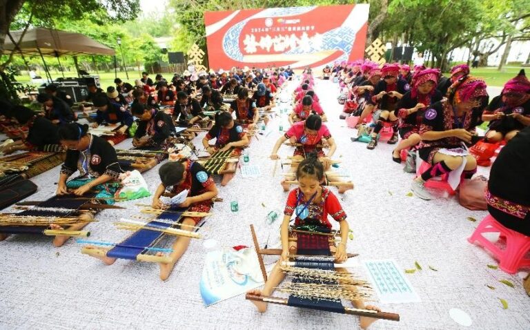 China makes notable progress in intangible cultural heritage protection