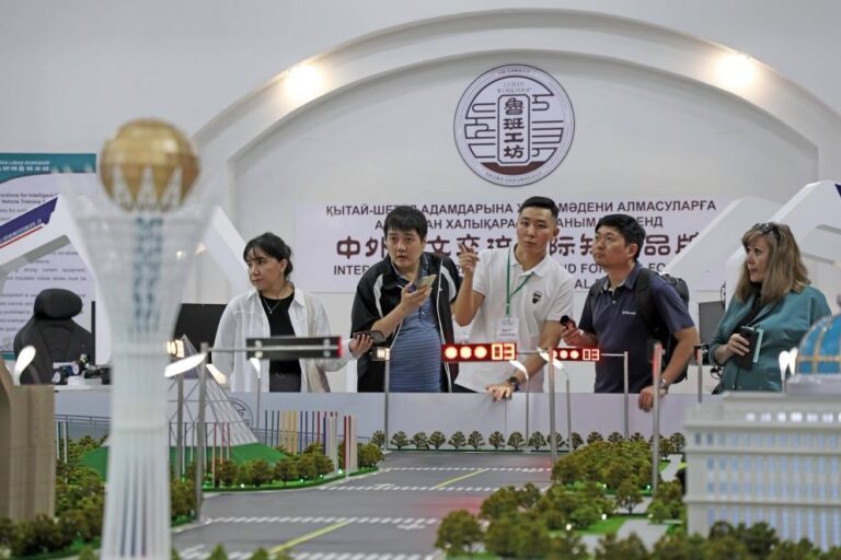 SCO countries join hands to build a bright digital future
