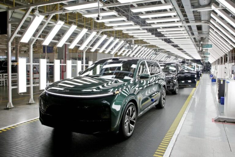 Chinese automakers move up the value chain