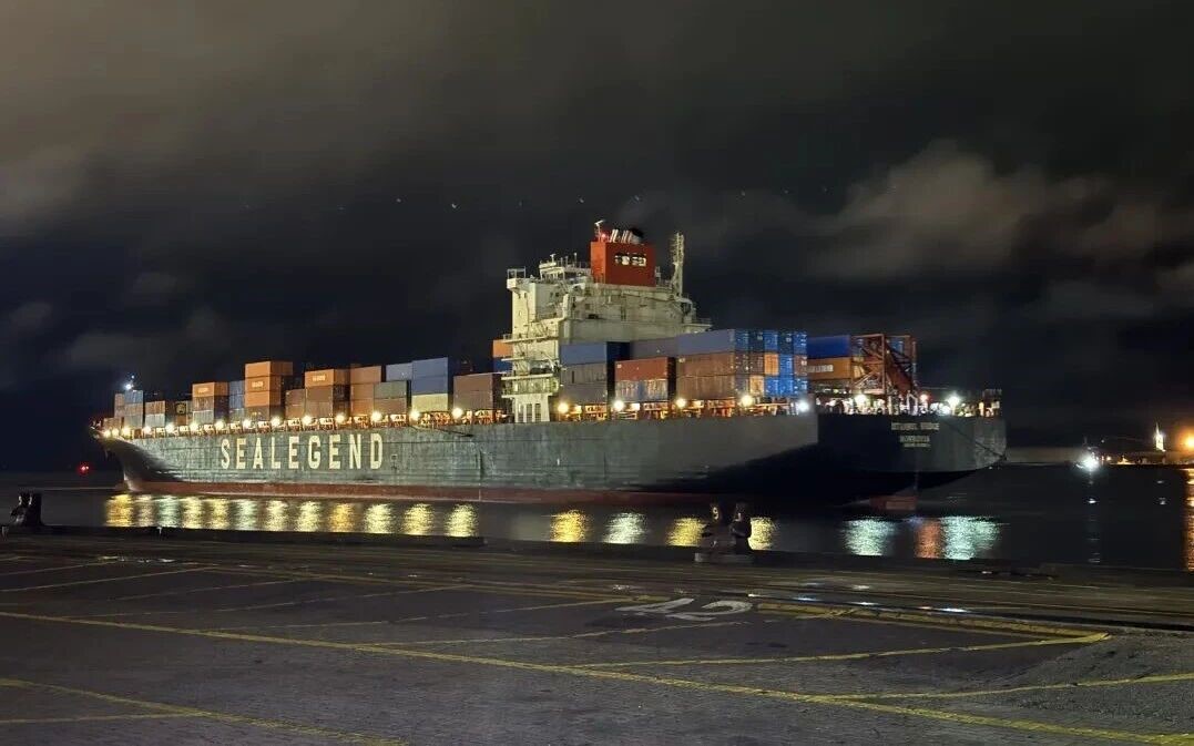 Maiden voyage completed on the China-Europe Arctic container express route