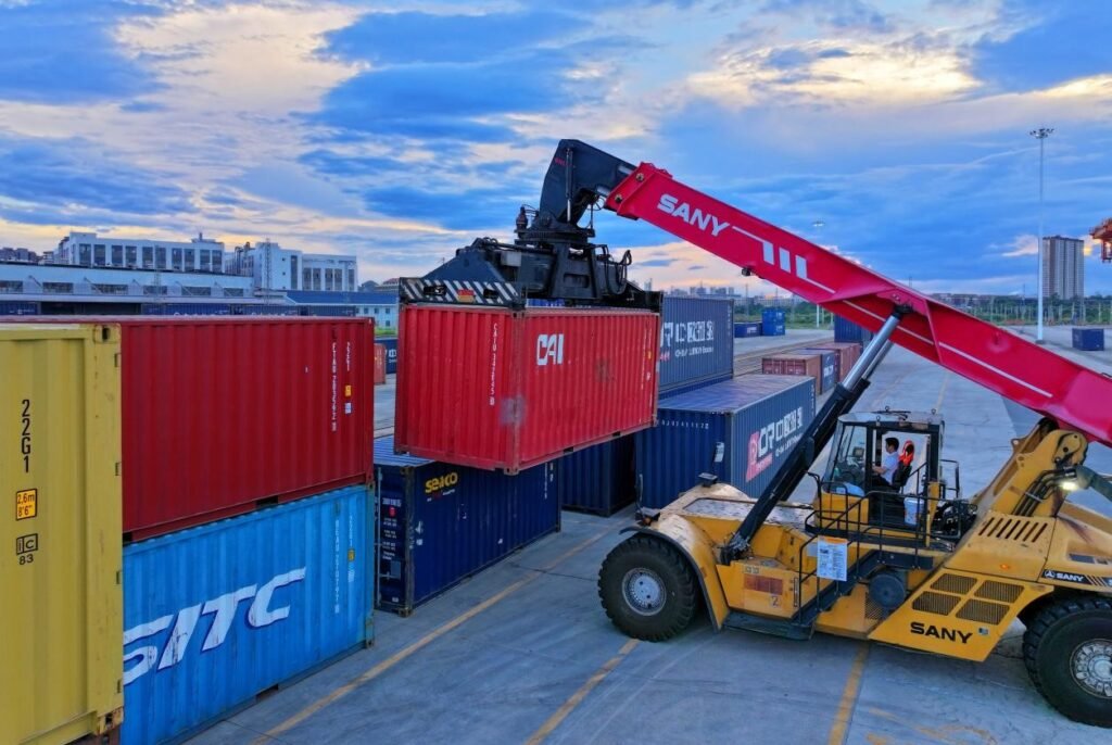 Three keywords to understand the latest development of China-Europe freight trains