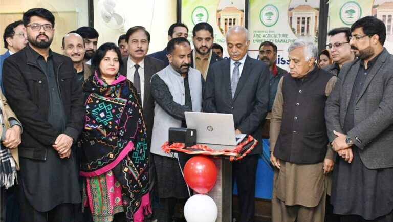 Arid University launched the One Window System to streamline services for current and alumni students