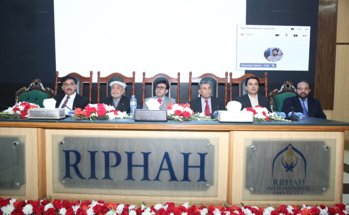 Participants attend CAIDS-2025 conference on computing, artificial intelligence, and data science in Islamabad.