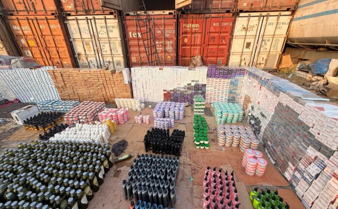 Customs Enforcement operation leads to seizure of smuggled goods in Karachi