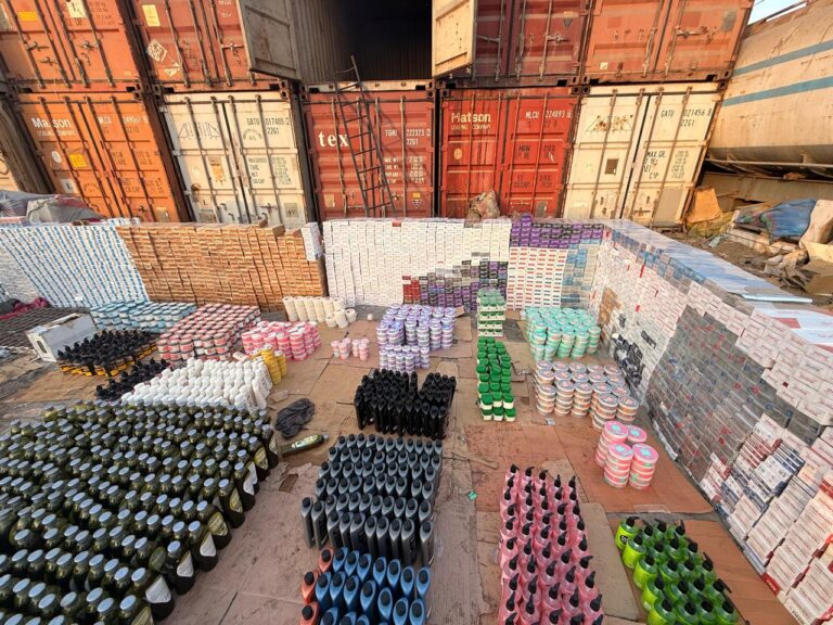 Customs Enforcement operation leads to seizure of smuggled goods in Karachi