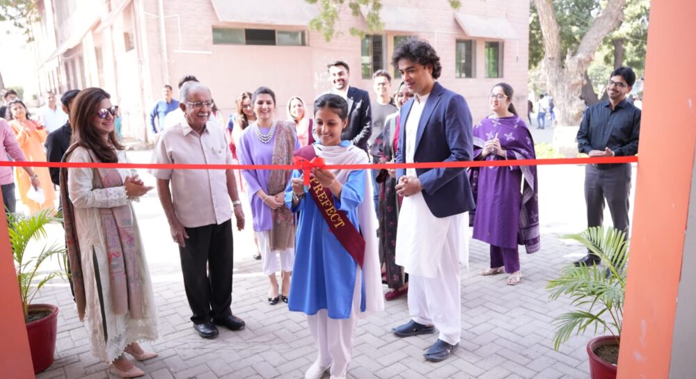 Mobilink Bank installs solar power system at girls’ digital arts lab in Karachi