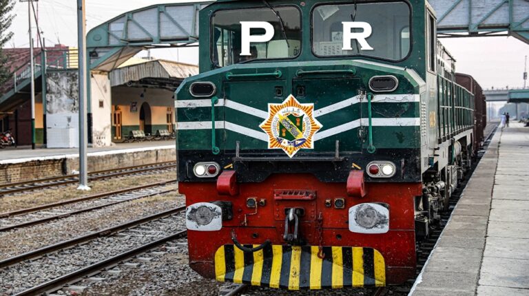 Pakistan Railways partners with waste management firms to improve cleanliness at railway stations