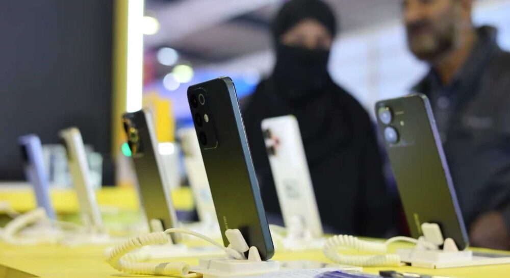 realme 15 Pro GOT Edition showcased with Qist Bazaar installment plans in Pakistan