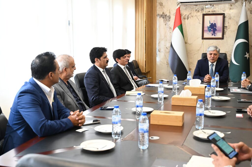 Pakistan ambassador Shafqat Ali Khan meets Pakistan Business Council Dubai delegation