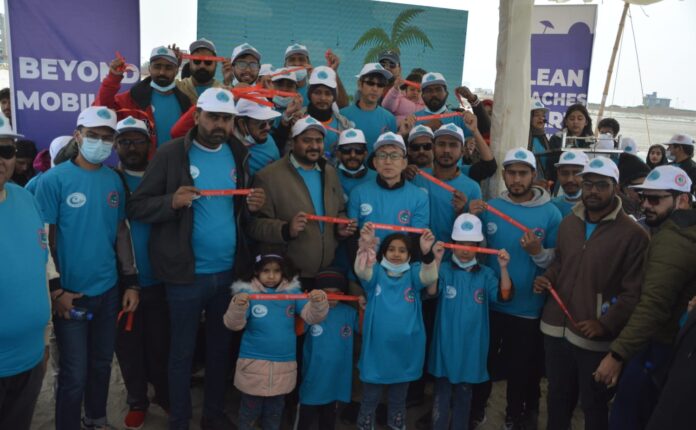 Pak Suzuki employees and volunteers participate in a beach cleaning campaign at Seaview Clifton in Karachi as part of a global initiative.