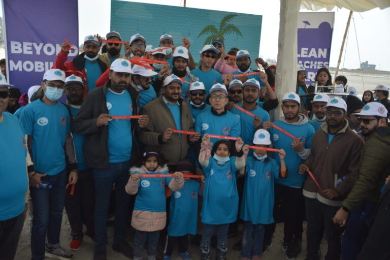 Pak Suzuki employees and volunteers participate in a beach cleaning campaign at Seaview Clifton in Karachi as part of a global initiative.