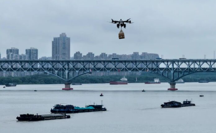 Revolutionizing river life: drone delivery brings convenience to Yangtze crews