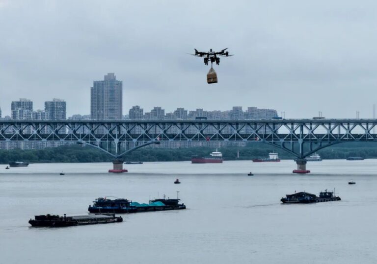 Revolutionizing river life: drone delivery brings convenience to Yangtze crews
