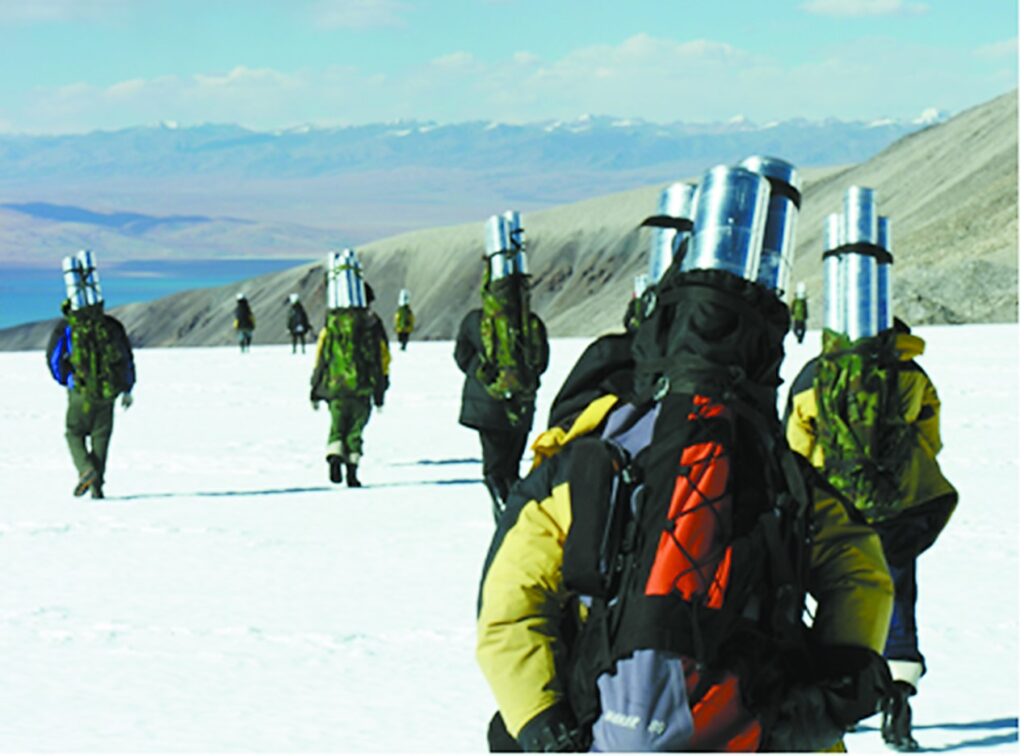 American glaciologist decodes secrets of glaciers on Qinghai-Xizang Plateau