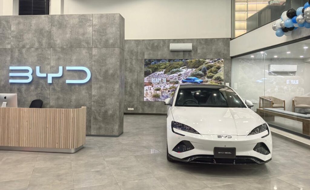 Mega Motor Company inaugurates BYD’s sixth authorized dealership in Faisalabad as part of the brand’s Pakistan expansion.