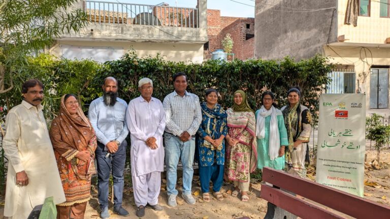 Volunteers planting indigenous trees during Bargad’s Earth Day plantation drive in Lahore parks.