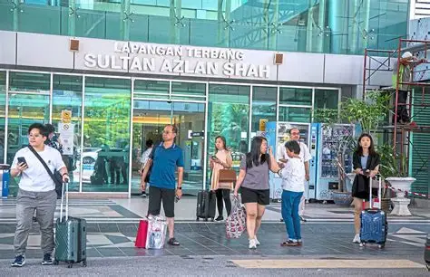 Chitral Valley foreign tourist arrivals increase shown through scenic mountain landscape