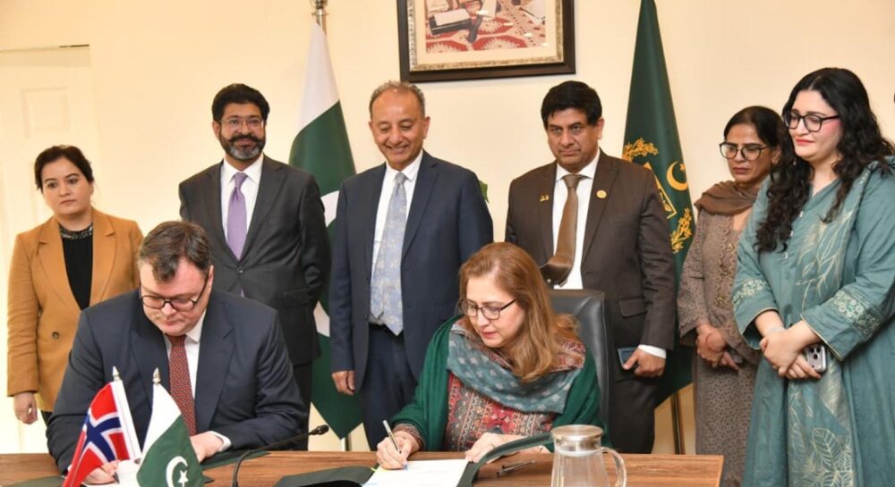 Pakistan, Norway Seal First-Ever Carbon Market Deal Under Paris Climate Pact