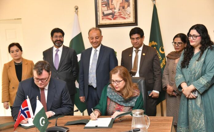 Pakistan, Norway Seal First-Ever Carbon Market Deal Under Paris Climate Pact
