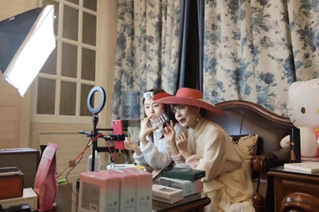 Older generations releases new vitality in digital age