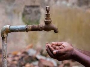 Dry land and shrinking water sources highlighting Pakistan’s worsening water crisis