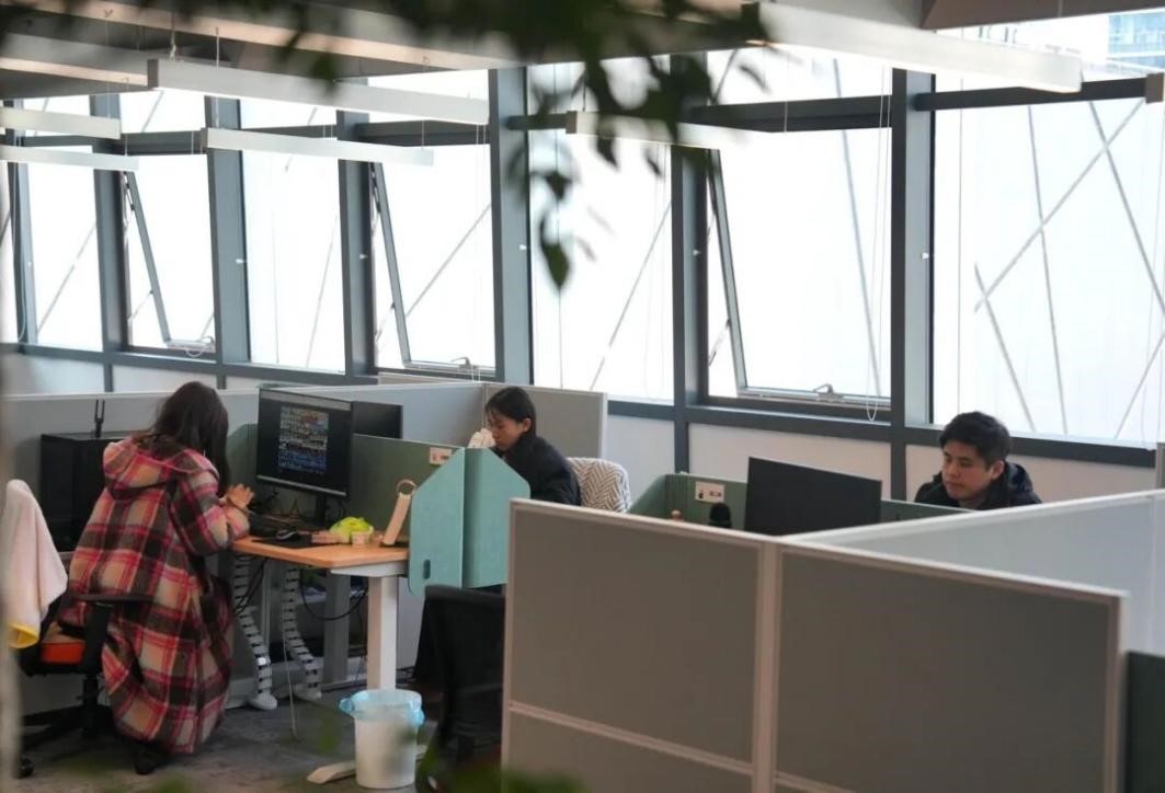 China sees surge in one-person companies in AI era China sees surge in one-person companies in AI era