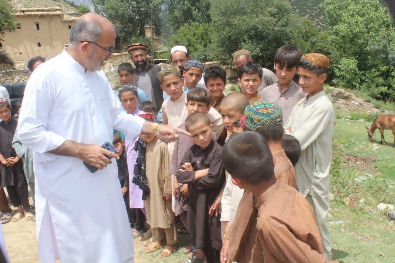 Kohat Commissioner Visits Remote Kurram Areas, Reviews Health, Roads and Public Services