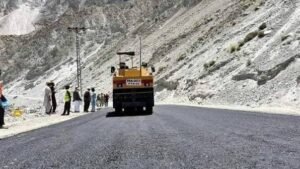 Chitral-Shandur highway set to complete by December