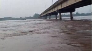 High water flow in the Indus River following increased inflows after India's Salal Dam water release.