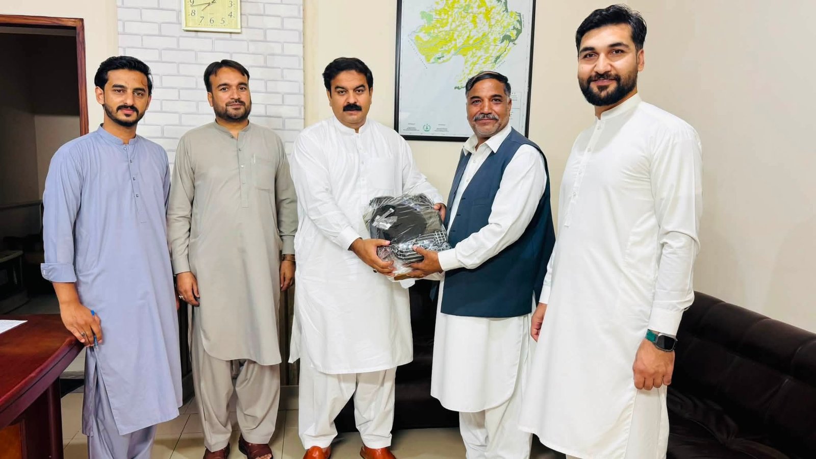 DFO Abbottabad Distributes Official Uniforms to Field Staff to Enhance Professionalism DFO Abbottabad Distributes Official Uniforms to Field Staff to Enhance Professionalism