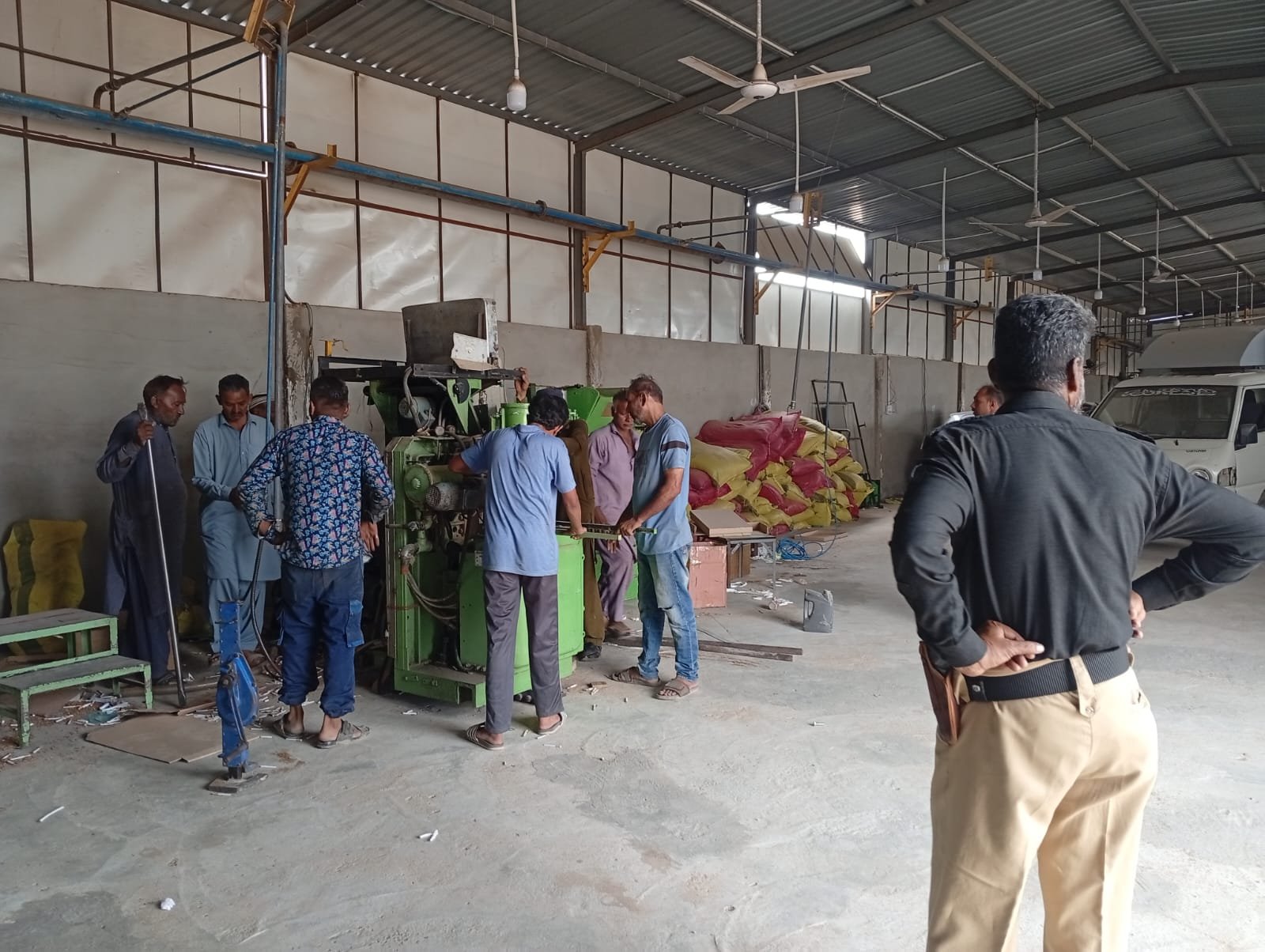 FBR Cracks Down on Illegal Cigarettes, Seals Karachi Factory