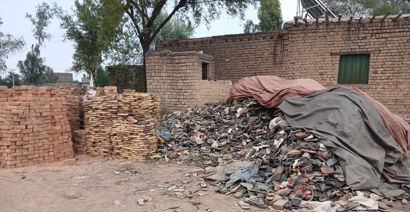 Peshawar Administration Cracks Down on Illegal Tyre Burning at Brick Kilns