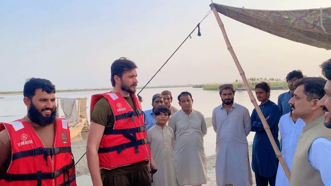 D.I. Khan Assistant Commissioner Reviews Search Operation for Missing Youth in Indus River