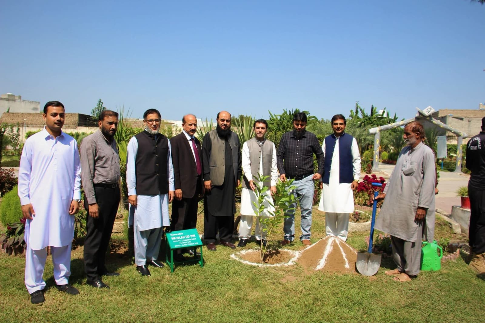 Haripur Deputy Commissioner Visits University, Joins Plantation Activity