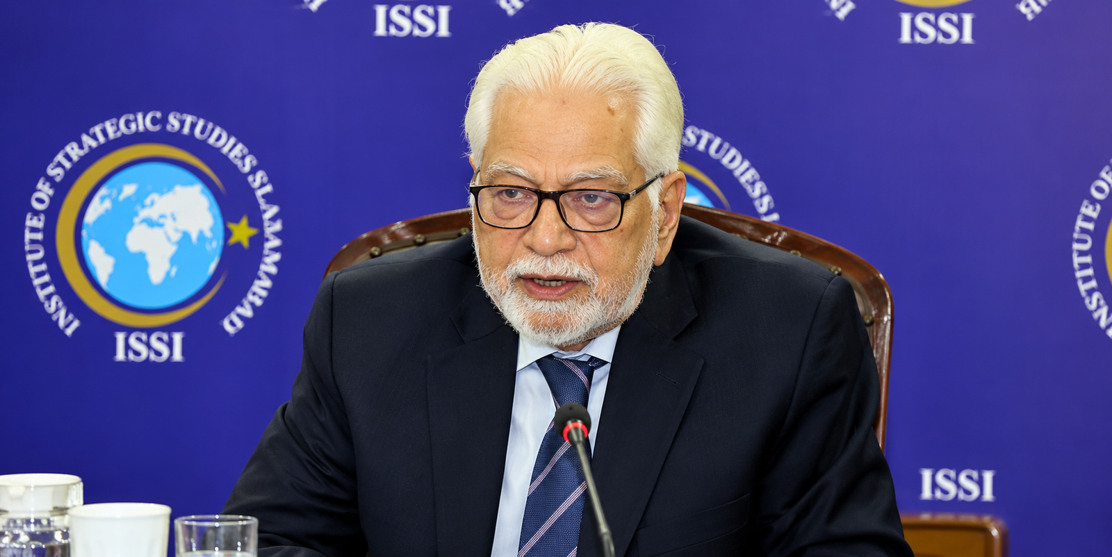 Roundtable Discussion with H.E. Dr. Javad Zarif, Former Foreign Minister of the Islamic Republic of Iran