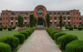 Islamic University receives Rs 144.5 million Saudi grant for employee allowances
